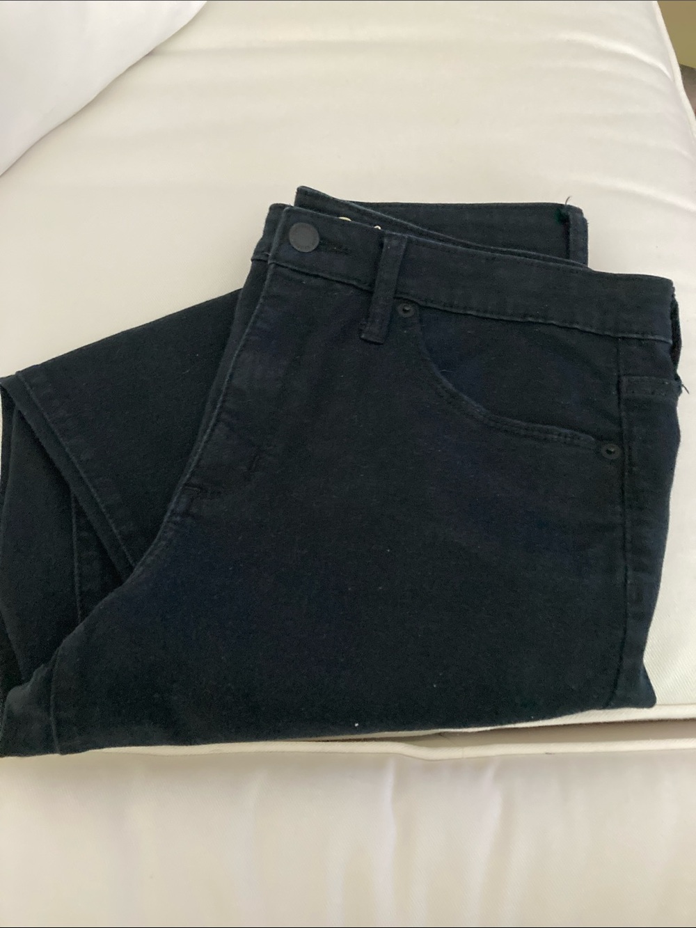 Universal Thread Black Skinny Jeans - Slim Women's Fit